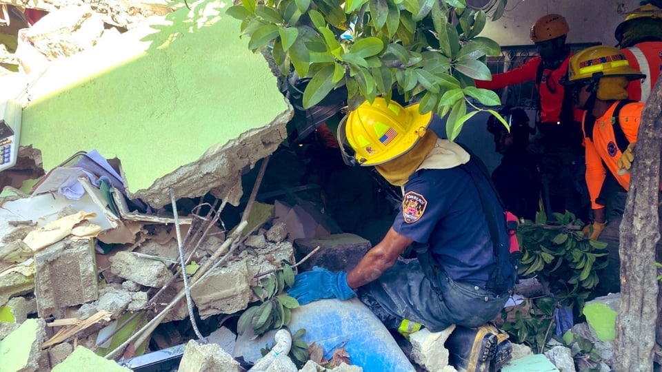 Reportan víctimas tras caída de edificio en República Dominicana