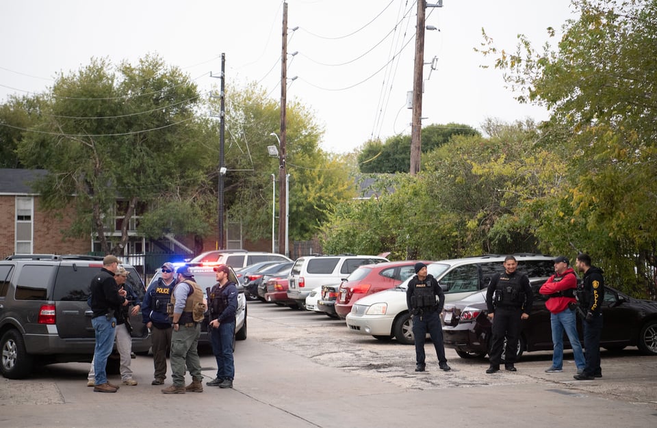 En Texas un hombre cae muerto a balazos por la policía (FOTOS)