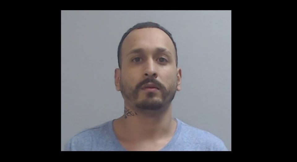 Salvador Domingo Dueñez left a weapon within reach of his son and he killed himself (PHOTOS)