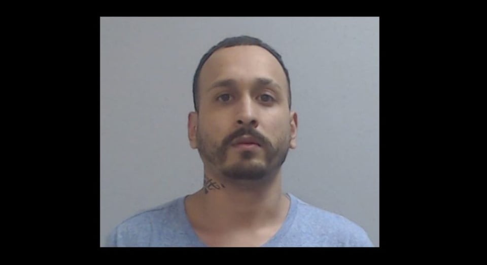 Salvador Domingo Dueñez dejó un arma al alcance de su hijo y se mató (FOTOS)