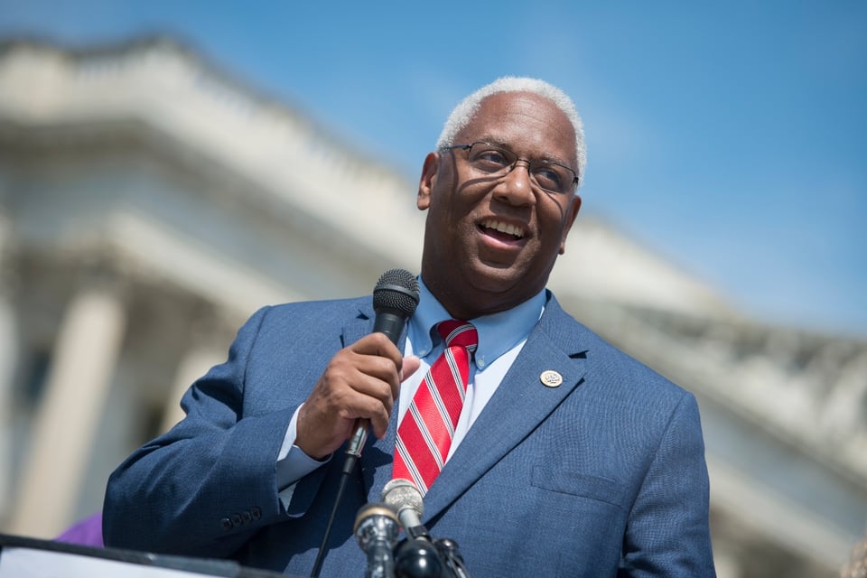 Muere el congresista de EEUU Donald McEachin a menos de un mes de ser reelegido featured image