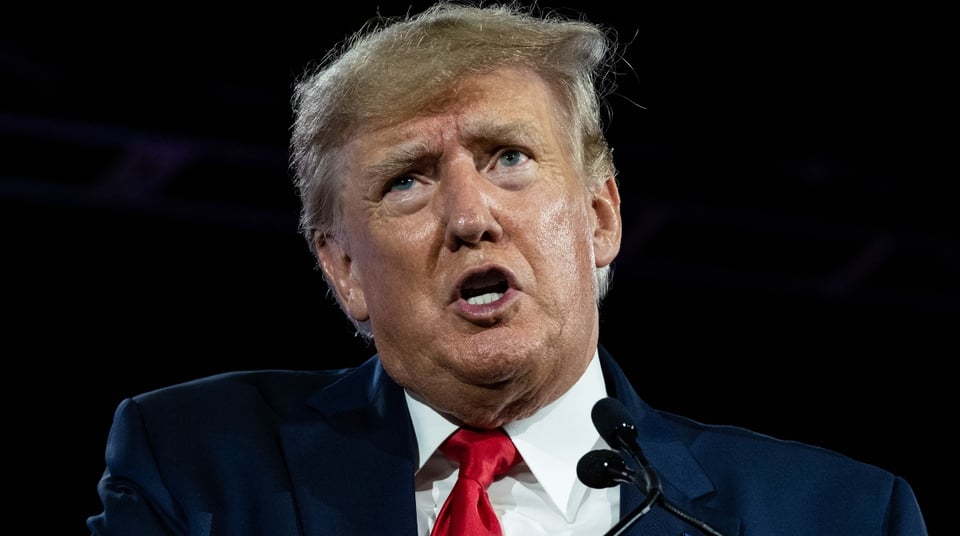 Trump regresa a Washington