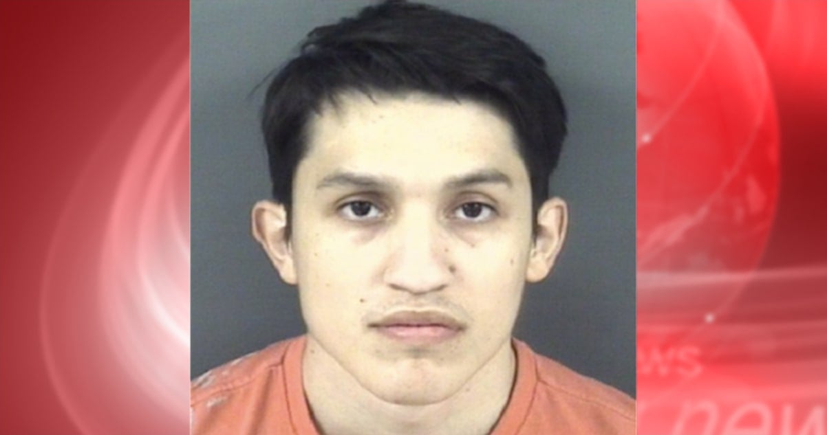 Chronicle: Latino man impregnates mother and daughter at the same time