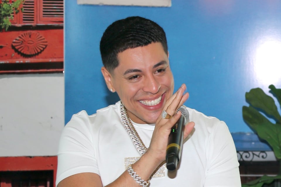líder, Grupo Firme, Eduin Caz, problemas de salud, mundonow
