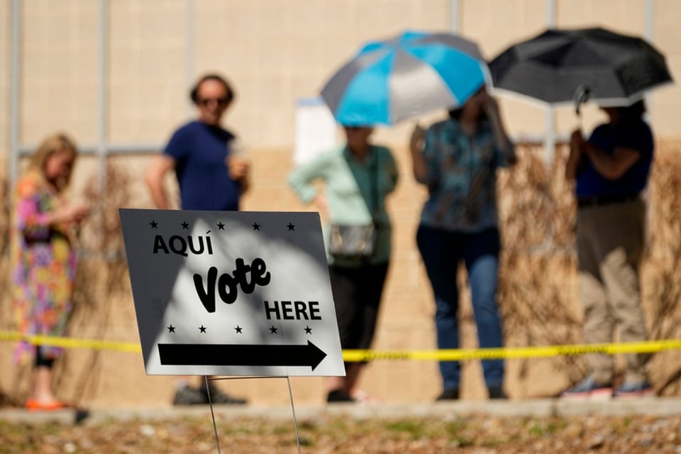 Arizona vota por controvertida ley antiinmigrante HCR 2060