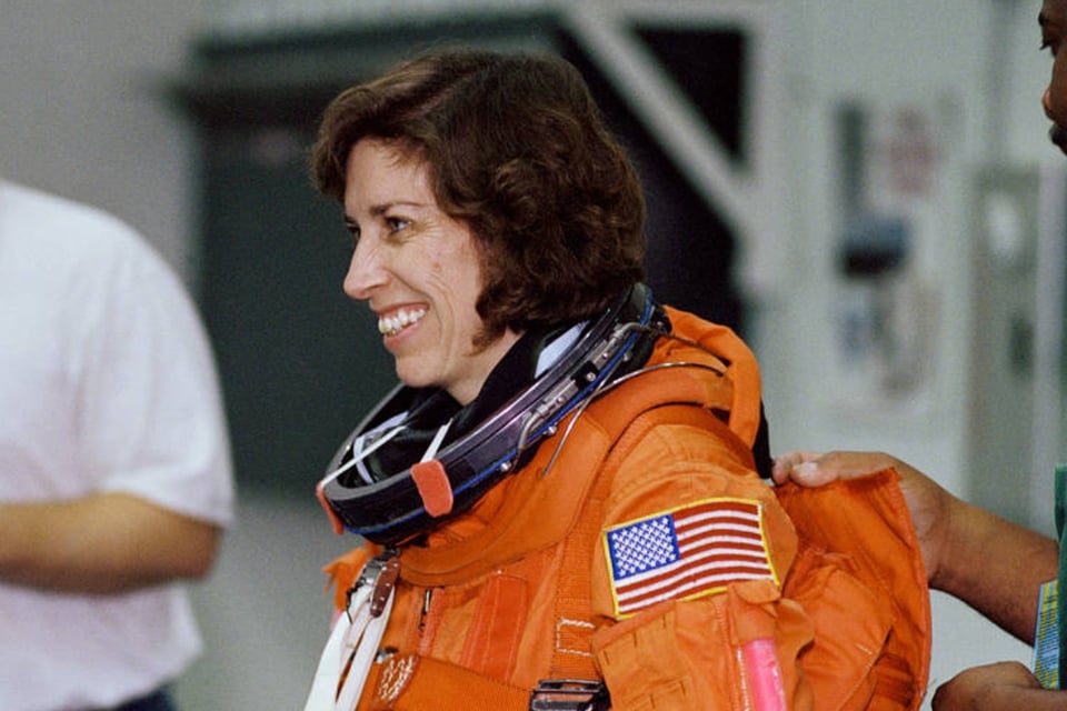 Hispanos viajaron al espacio, Ellen Ochoa, la primera astronauta hispana, Centro Espacial Johnson, MundoNOW