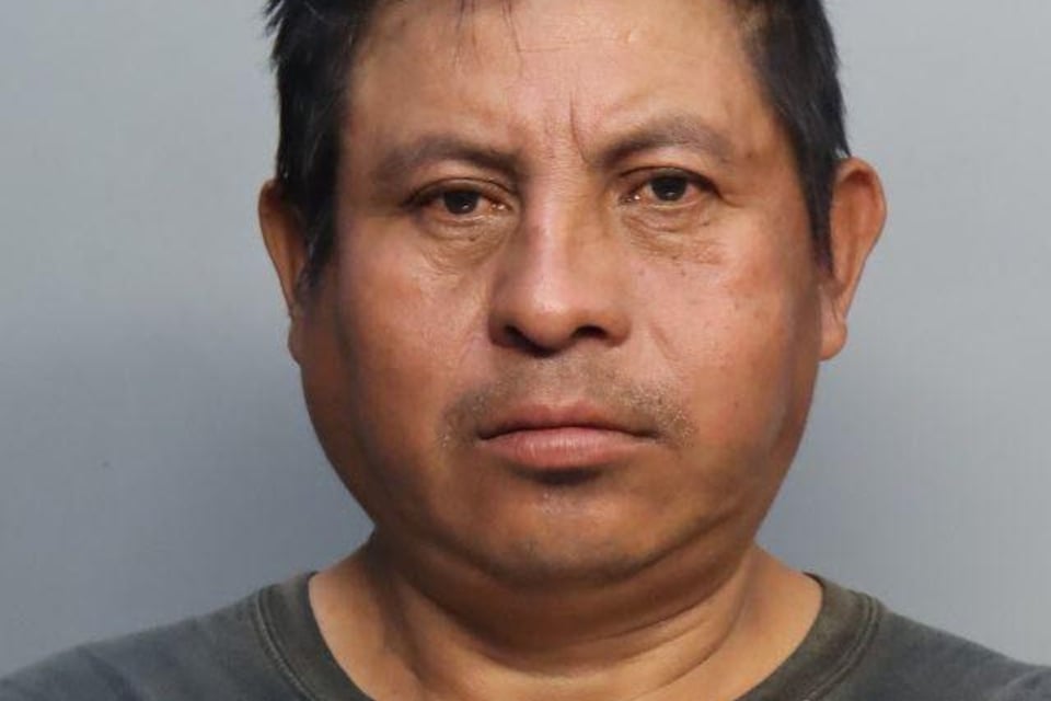 Ataca con un machete a su amigo en una pelea por dinero