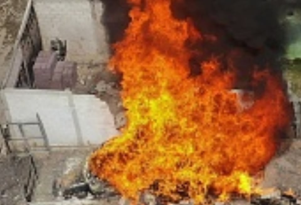 Mueren más de 100 personas en Nigeria por explosión en refinería