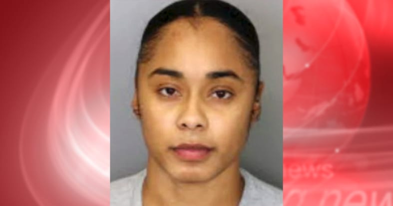 Chronicle: Woman threatens to publish married lover’s intimate photos online
