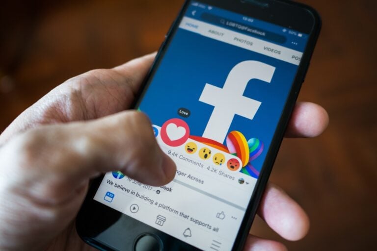 Usuarios de Facebook podrían ganar $725 millones por demanda