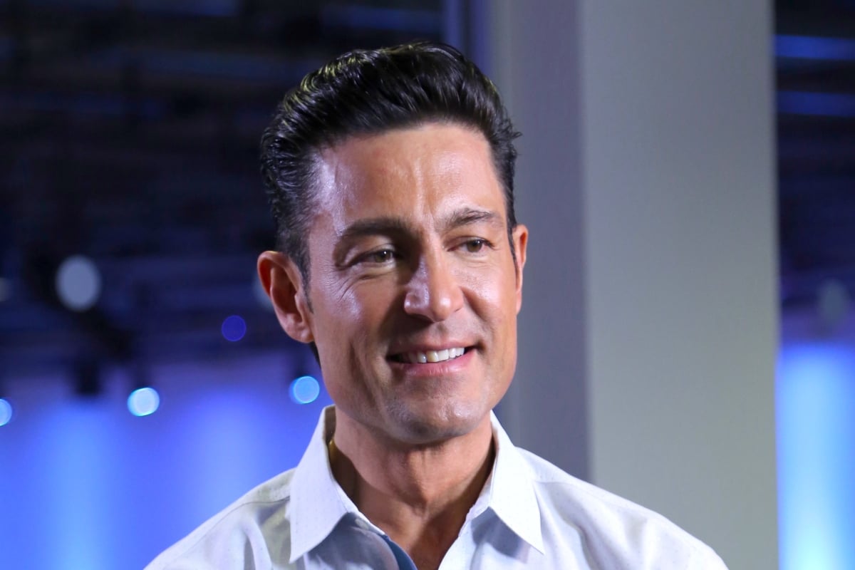 How did the rumors that Fernando Colunga is gay start?