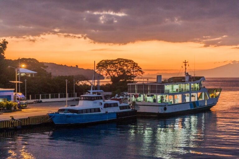 Mueren al menos 27 personas en trágico accidente de ferry en Filipinas
