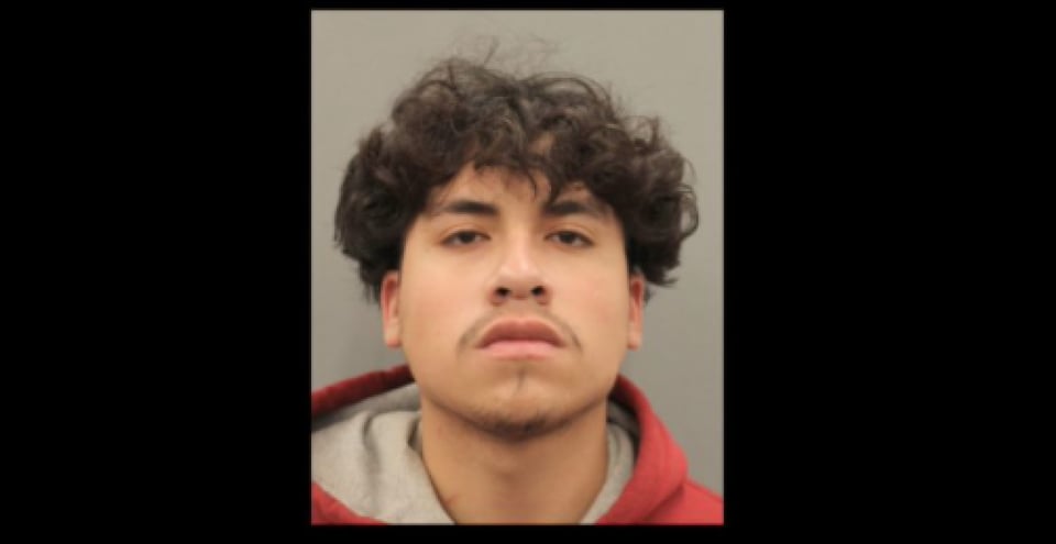 Frank Deleón, inmigrante, comunidad, policía, oficial