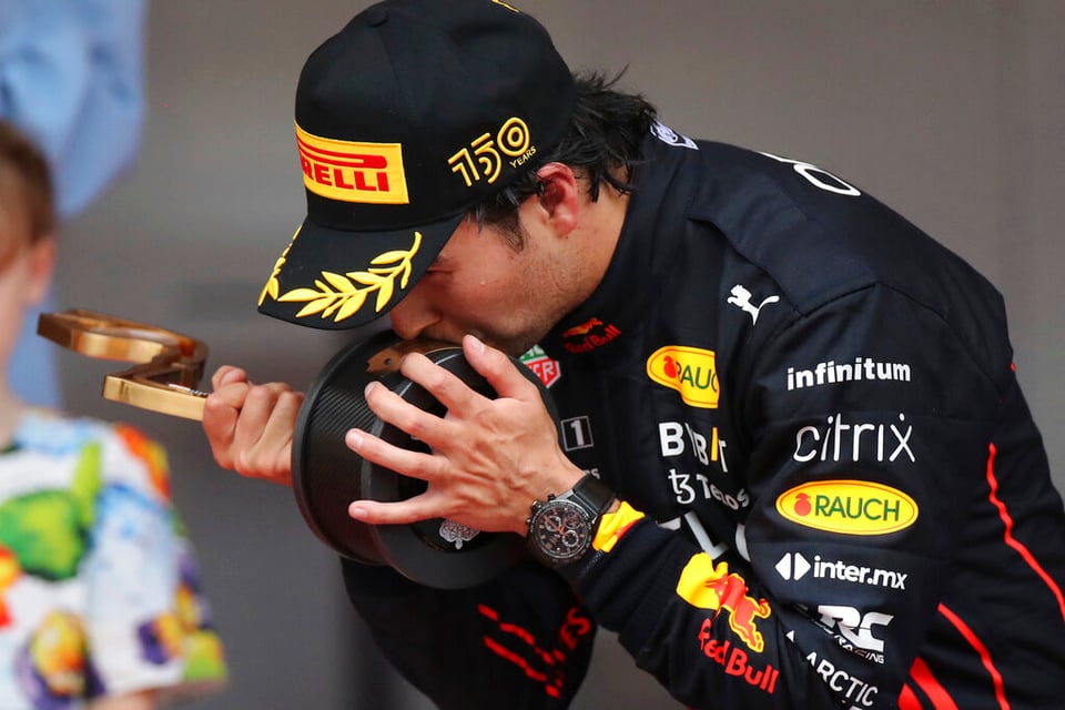 SERGIO,PILOT,Mexican, victory, trophy