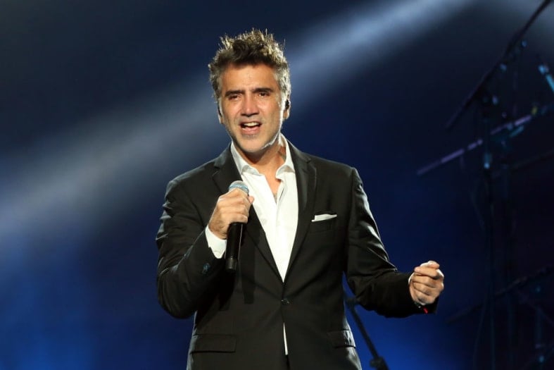 Alejandro Fernández is criticized for his «effeminate» voice (VIDEO)