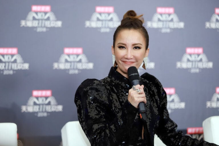 Muere la cantante Coco Lee, confirman que se quitó la vida (FOTOS)