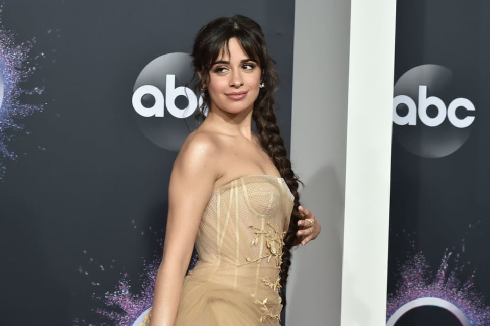 Camila Cabello hace fuerte confesión sobre su cuerpo y la prensa; «No respiraba y apenas sonreía» featured image