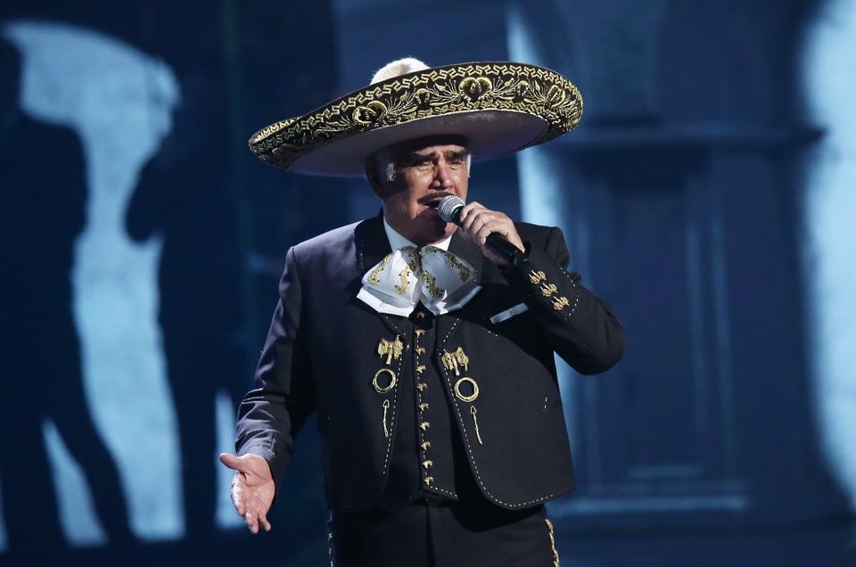 ¿Tuvo un hijo ilegítimo? Las presuntas infidelidades de Vicente Fernández hacía su esposa Doña Cuquita (FOTO) featured image