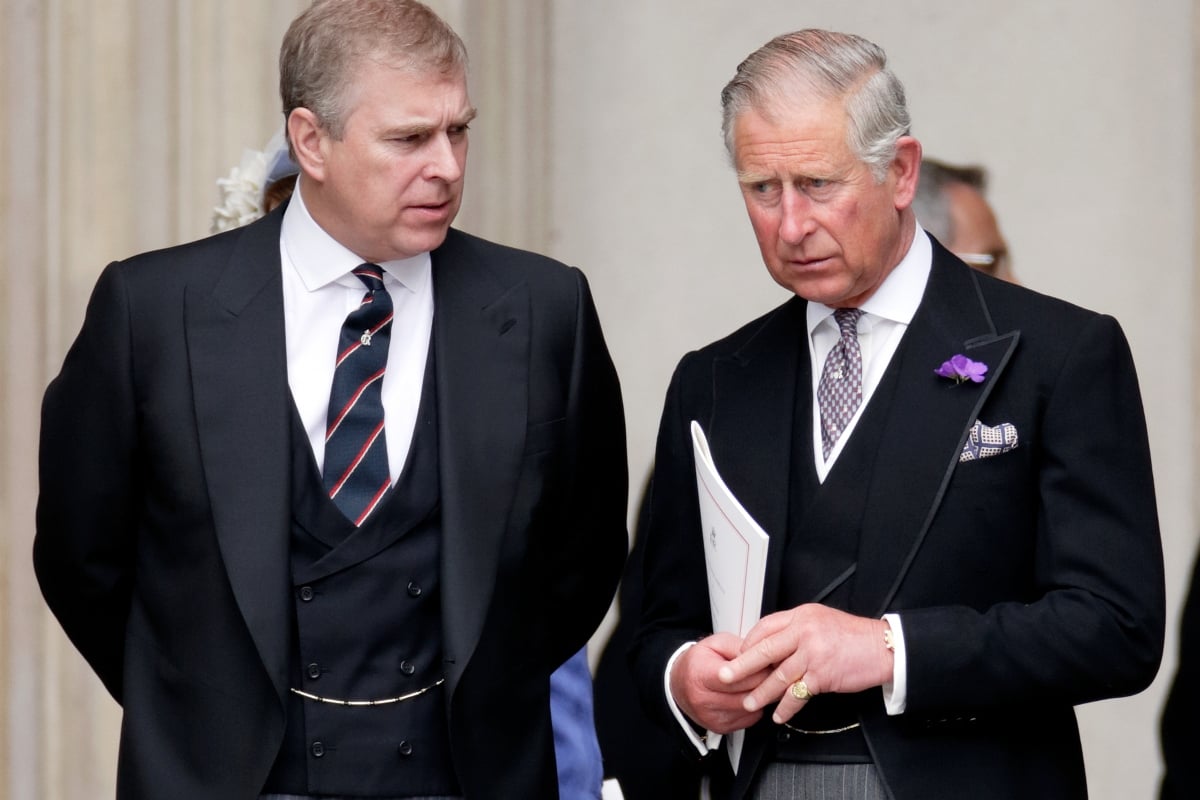 El rey Carlós echó al príncipe Andrés del Palacio de Buckingham