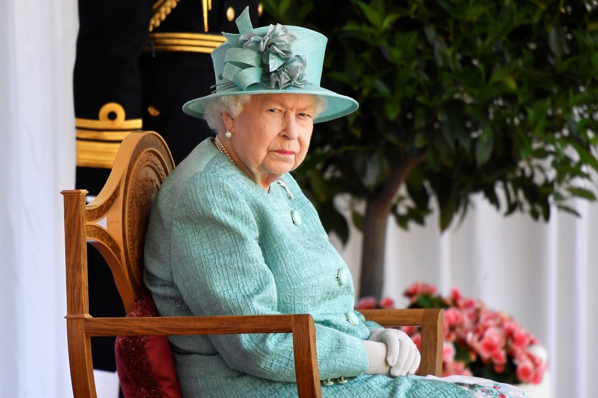 Queen Elizabeth II’s coffin arrives in Edinburgh