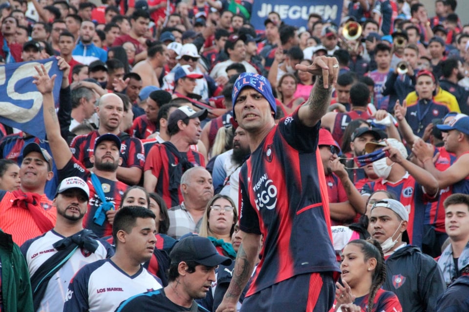 Cerro Porteño, Olimpia, aficionados, Paraguay, MundoNOW
