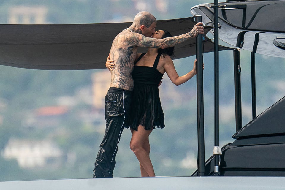Revelan estado salud Travis Barker