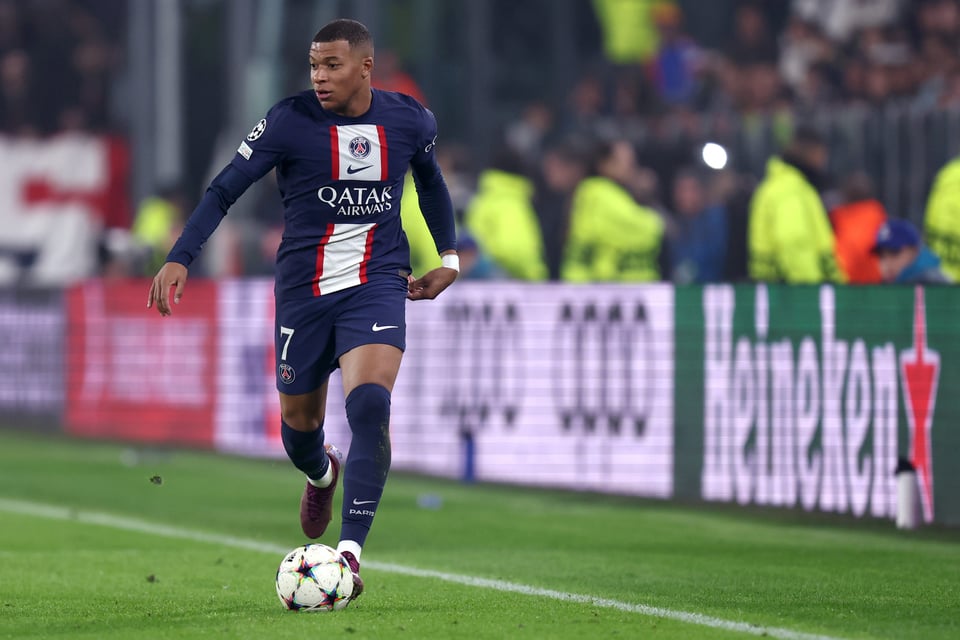 El jugador renovó su contrato con el PSG por tres años más.