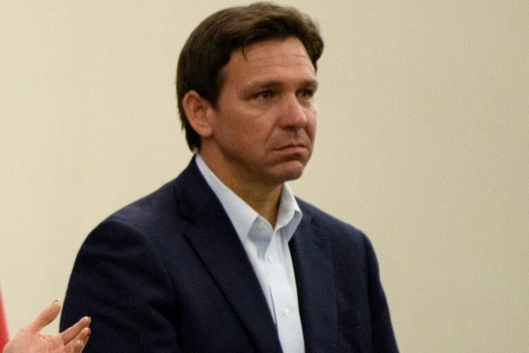Ron DeSantis recibe su karma en candidatura a la nominación republicana