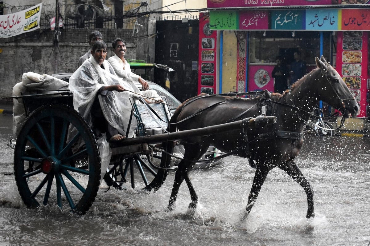 Fuertes lluvias en noroeste de Pakistán dejan 25 muertos y 145 heridos