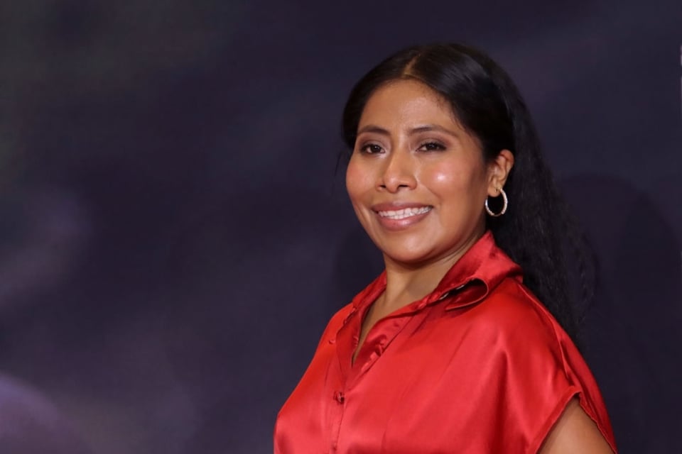 ¡Yalitza Aparicio encendió las redes con ésta foto posando en bikini!