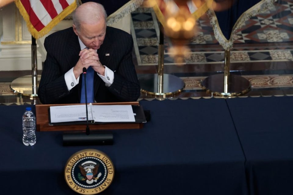 Bloquean mandato de Joe Biden en 10 estados