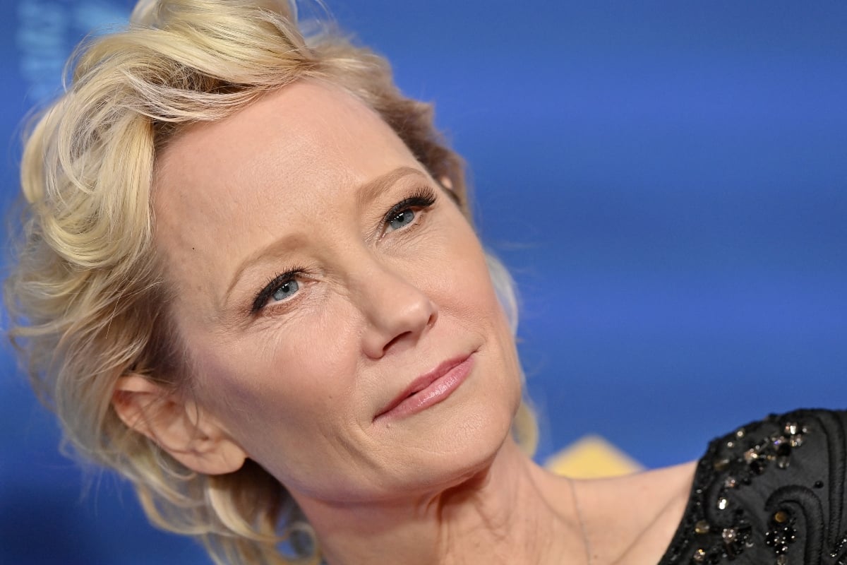 Reportan que la actriz Anne Heche está en coma después de accidente de auto
