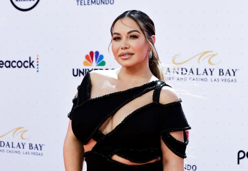Chiquis Rivera ‘ignora’ a una reportera y la tachan de ‘Diva’