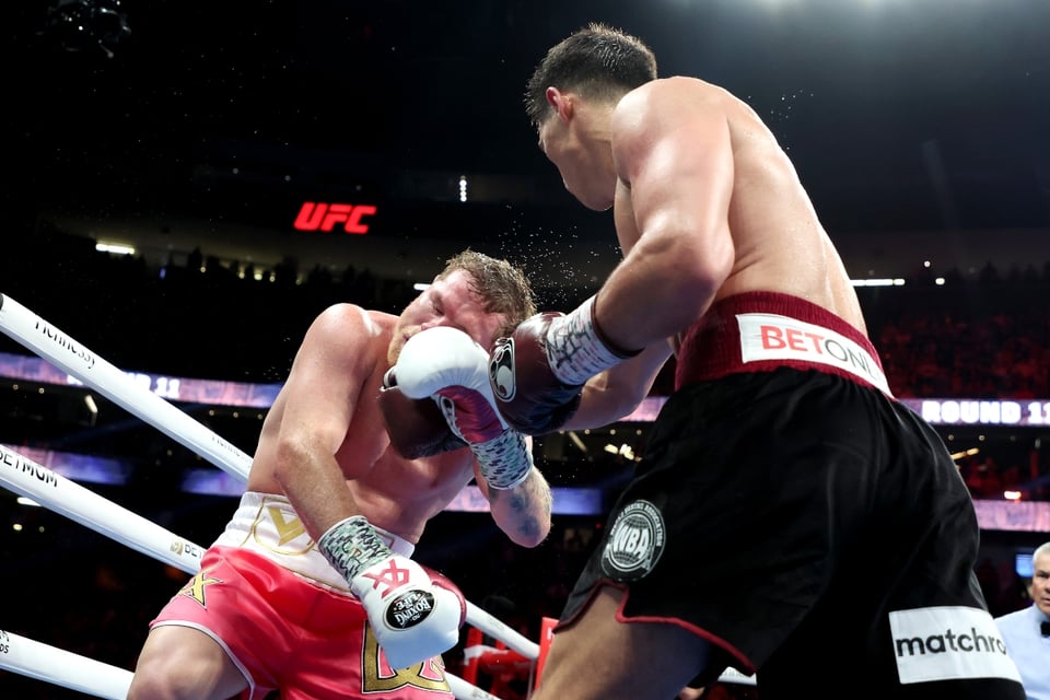 LO ÚLTIMO: Saúl ‘Canelo’ Álvarez vs Dmitry Bivol; el mexicano es vencido después de 12 rounds por decisión unánime