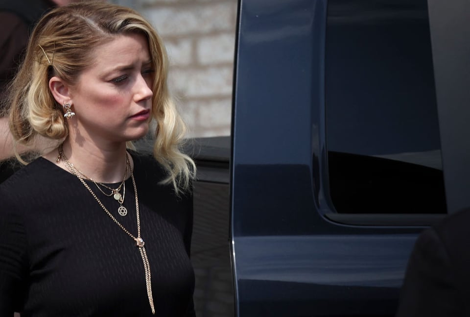 Captan a la ex de Johnny Depp, Amber Heard, comprando en ‘TJ Maxx’