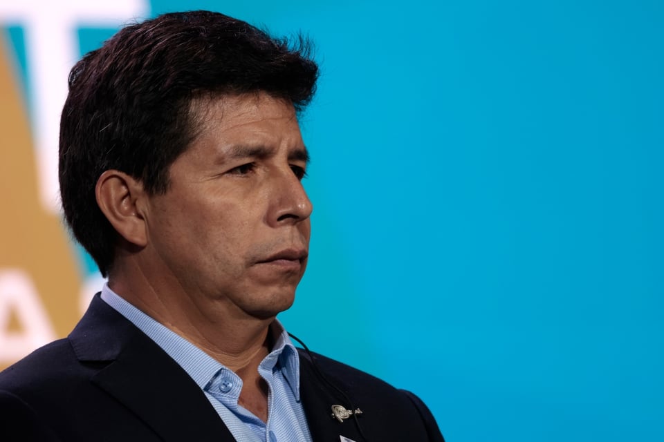 El presidente de Perú asegura haber iniciado un golpe de Estado