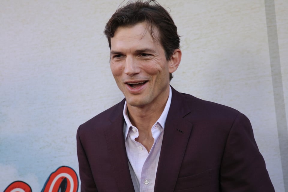 Ashton Kutcher confiesa que tiene vasculitis, ¿de qué se trata? featured image