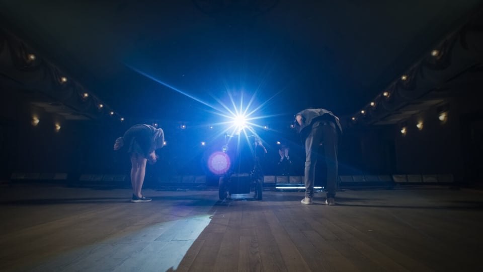 escenario, Muere Peter Crombie, legado, luz, teatro