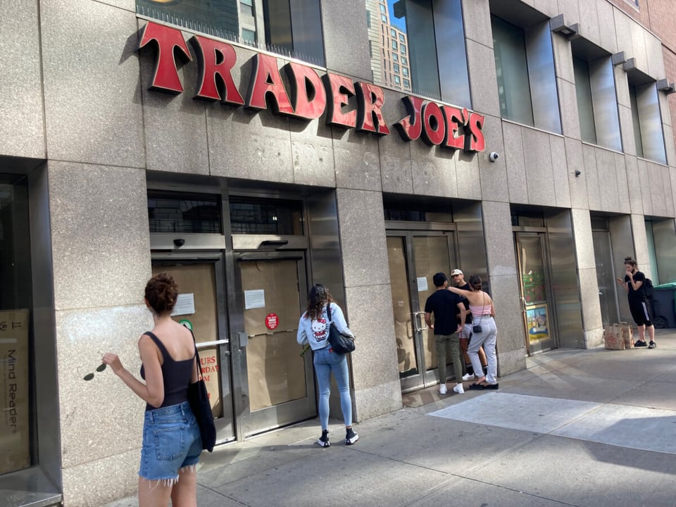 Trader Joe emite otro recall por alimento que podría contener rocas