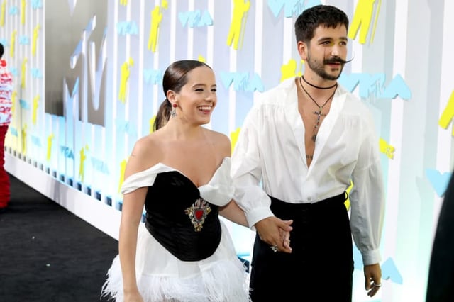 Camilo and Evaluna Montaner accidentally show baby Indigo’s face (PHOTOS)
