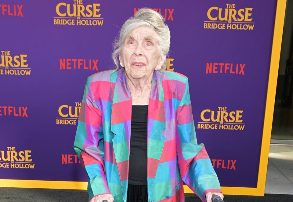 Muere la legendaria actriz Helen Slayton-Hughes a los 92 años