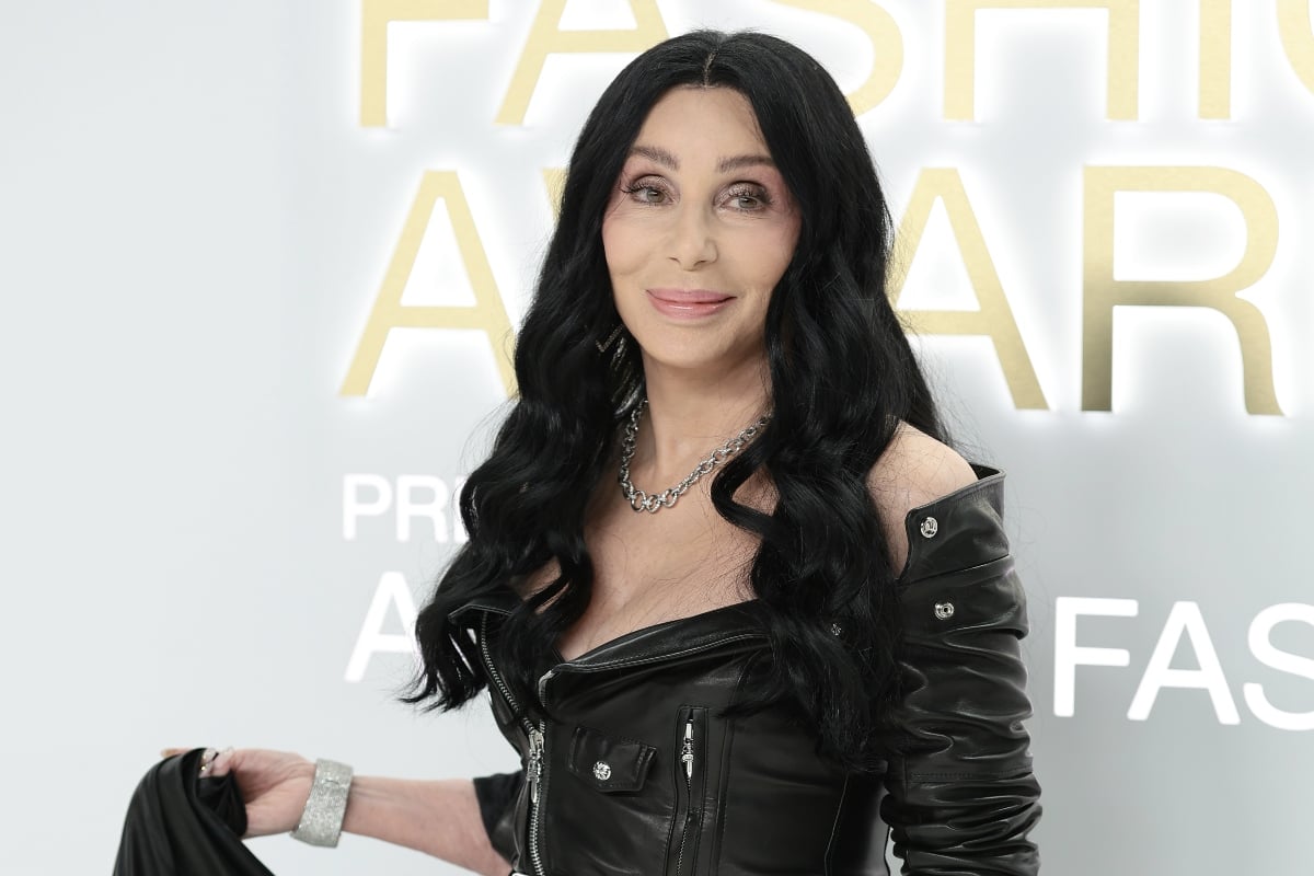 Cher revela que está de luto tras muerte de su mamá