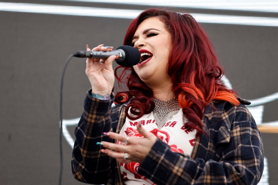 Rivera, cantante, famosa, MundoNow, plataformas