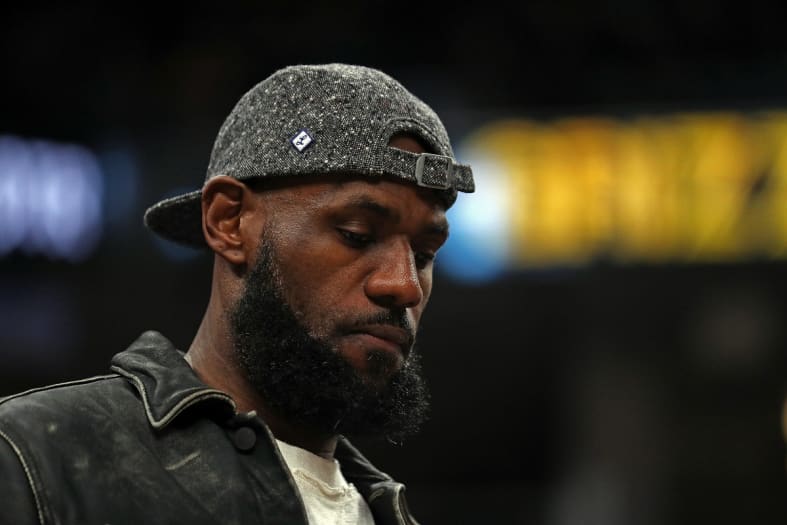 Lebron James’ secret foot problems revealed!