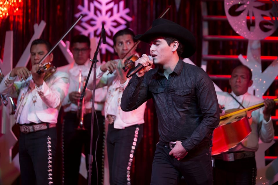 Julián Figueroa mourned the death of a famous actor