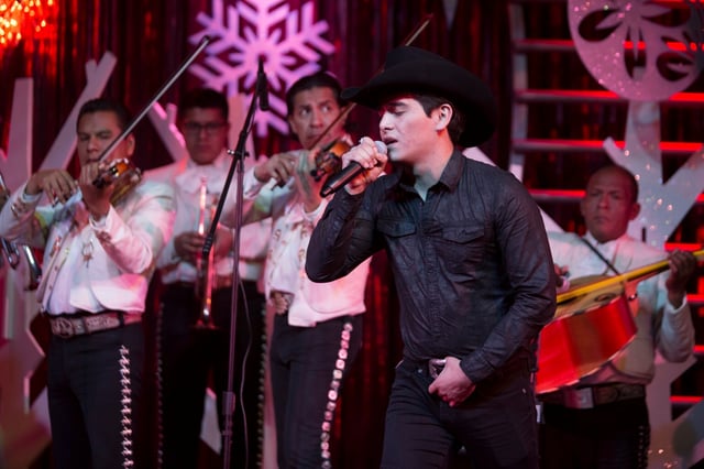 Julián Figueroa mourned the death of a famous actor