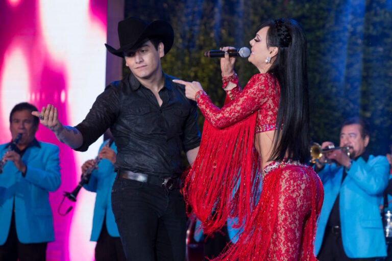 Maribel Guardia revela en donde descansarán las cenizas de Julián Figueroa (FOTOS)