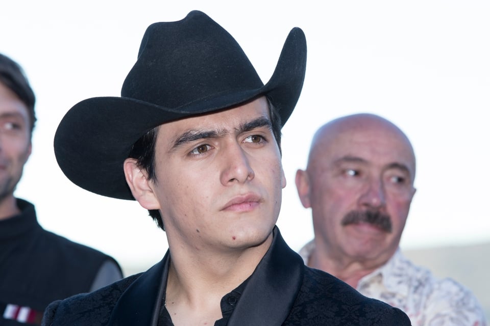 Pequeño hijo de Julián Figueroa se despide de su papá