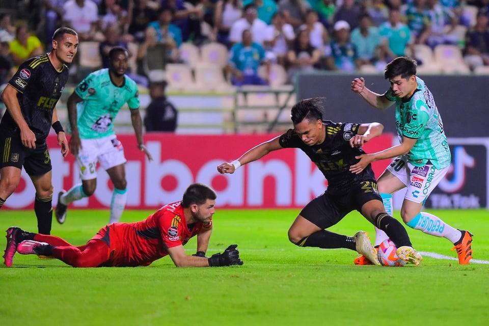 León vs Los Ángeles: 'La Fiera' toma ventaja