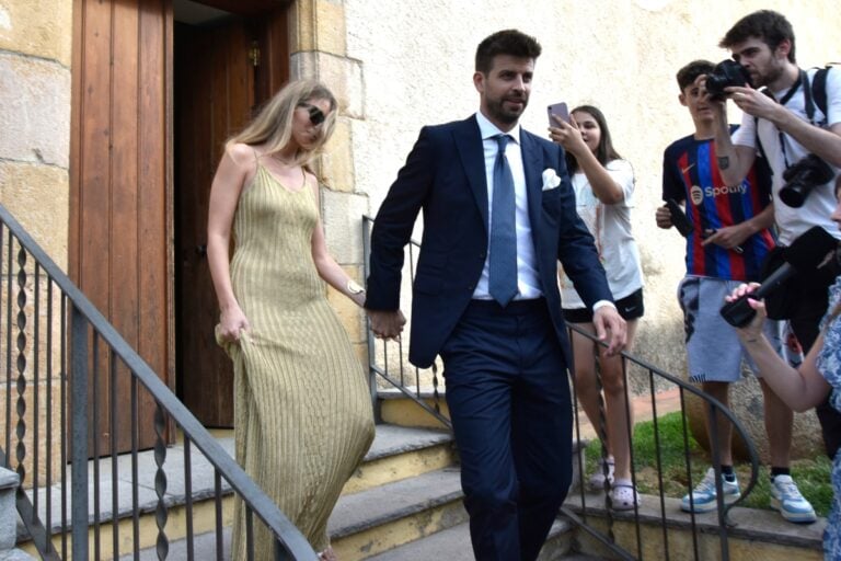 Clara Chía decepciona con el look que utilizó para boda del hermano de Gerard Piqué